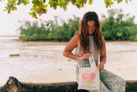 Sling Bag (for every purchase of Curls x Andi Set or 799 minimum of Curls products)